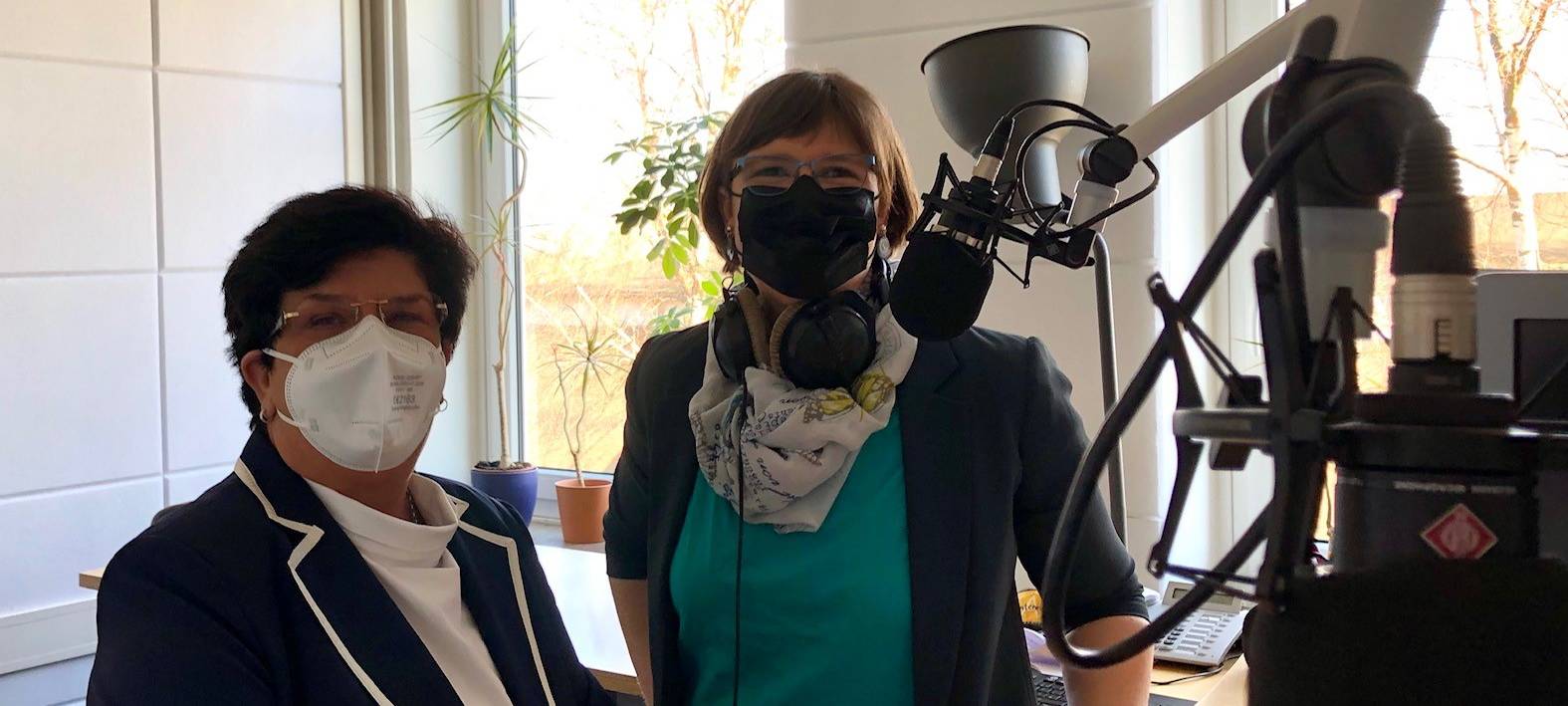 Pflegebevollmächtigte der Bundesregierung zu Gast bei Antenne AC