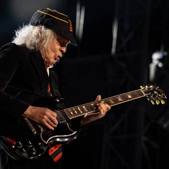 AC/DC Live in Düsseldorf 08.07.2025 Merkur Spielarena Angus Young