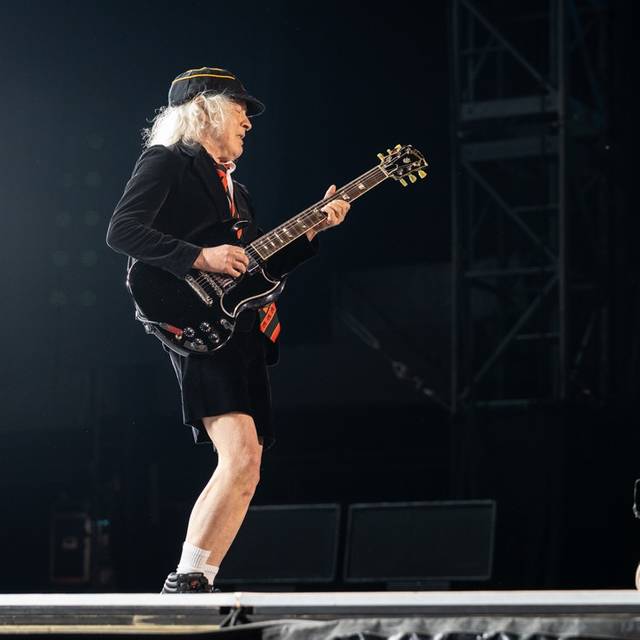AC/DC Live in Düsseldorf 08.07.2025 Merkur Spielarena Angus Young