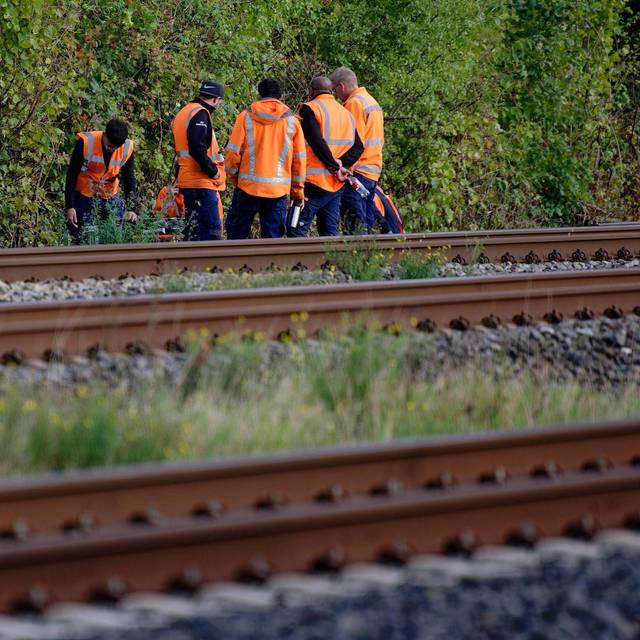 Durchtrennte Kabel beeinträchtigen Zugverkehr Köln - Düsseldorf