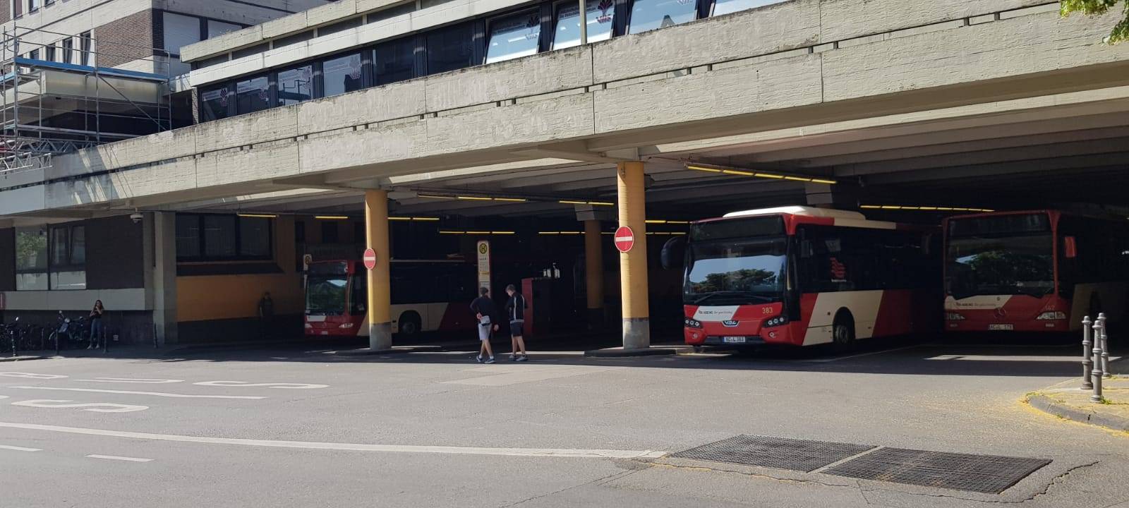 Polizei checkt Aachener City ab