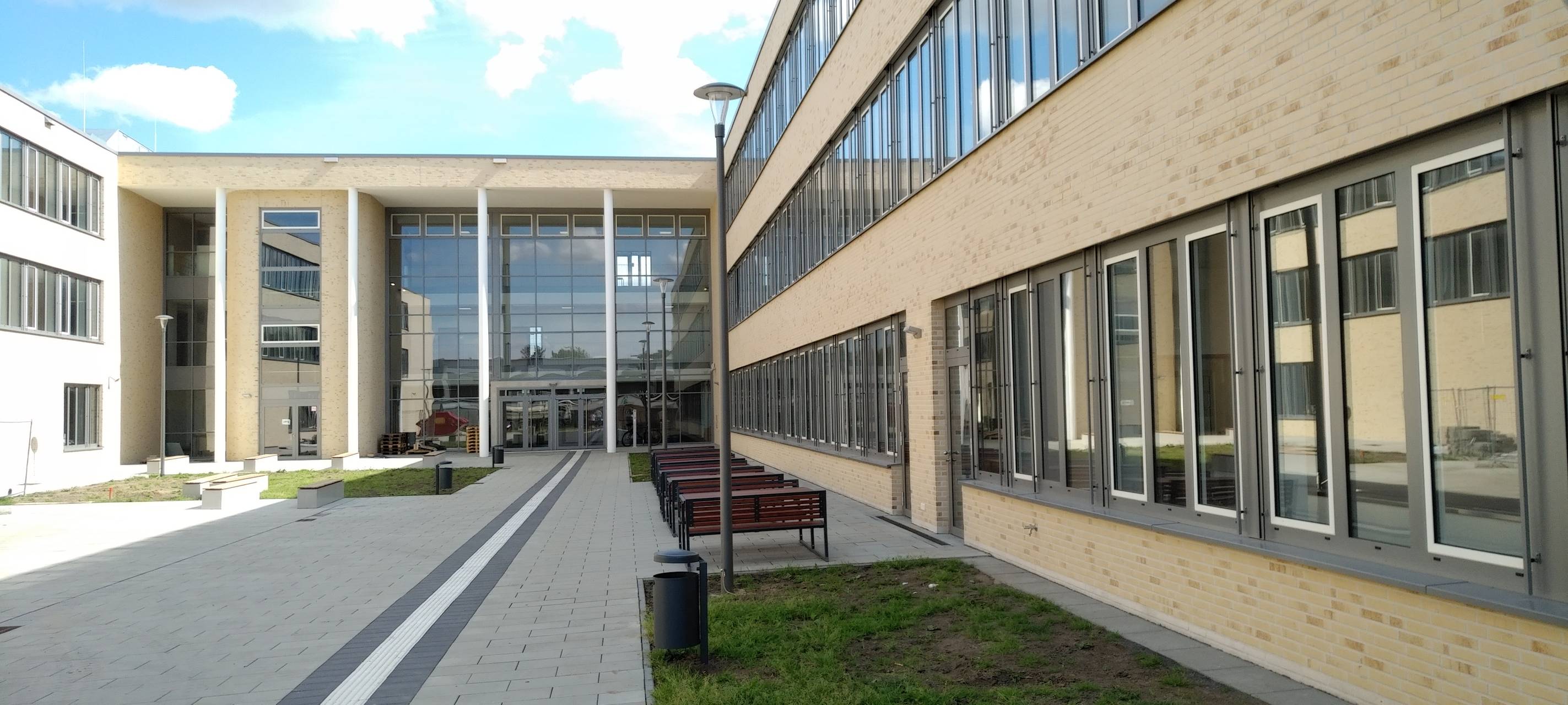 Schlüsselübergabe an der Krottstraße