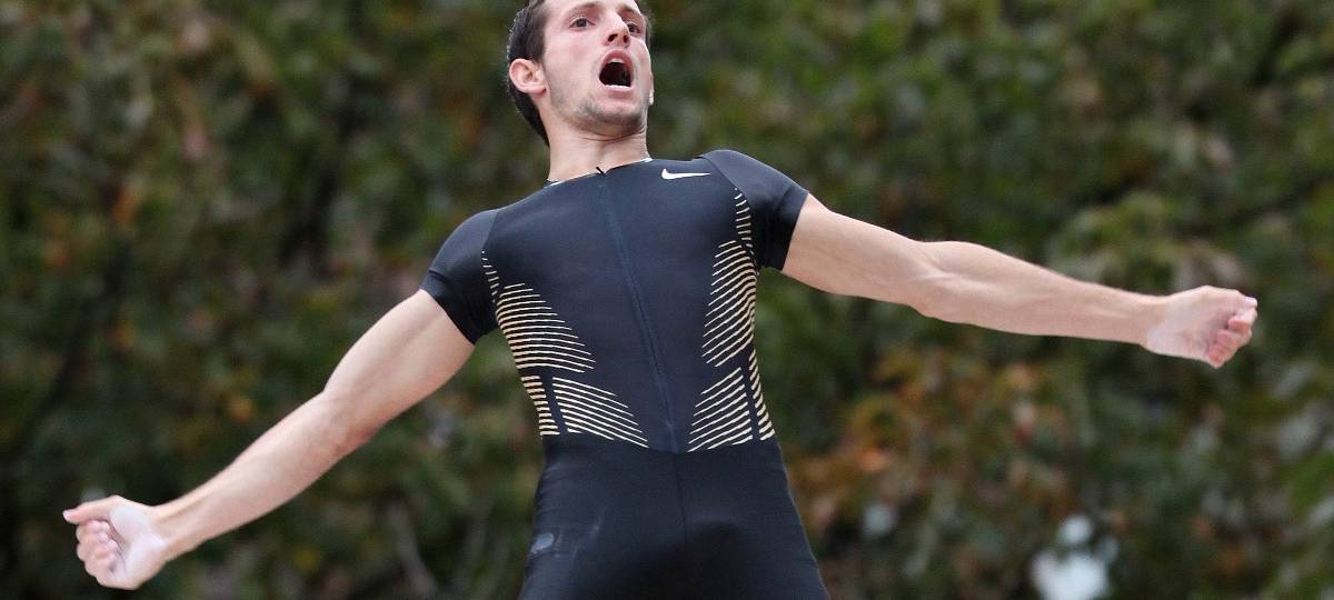 Mega-Stars beim Domspringen