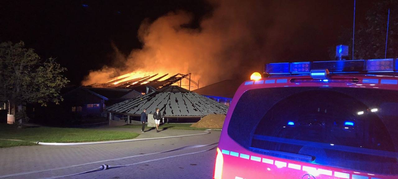 Großbrand auf Reiterhof