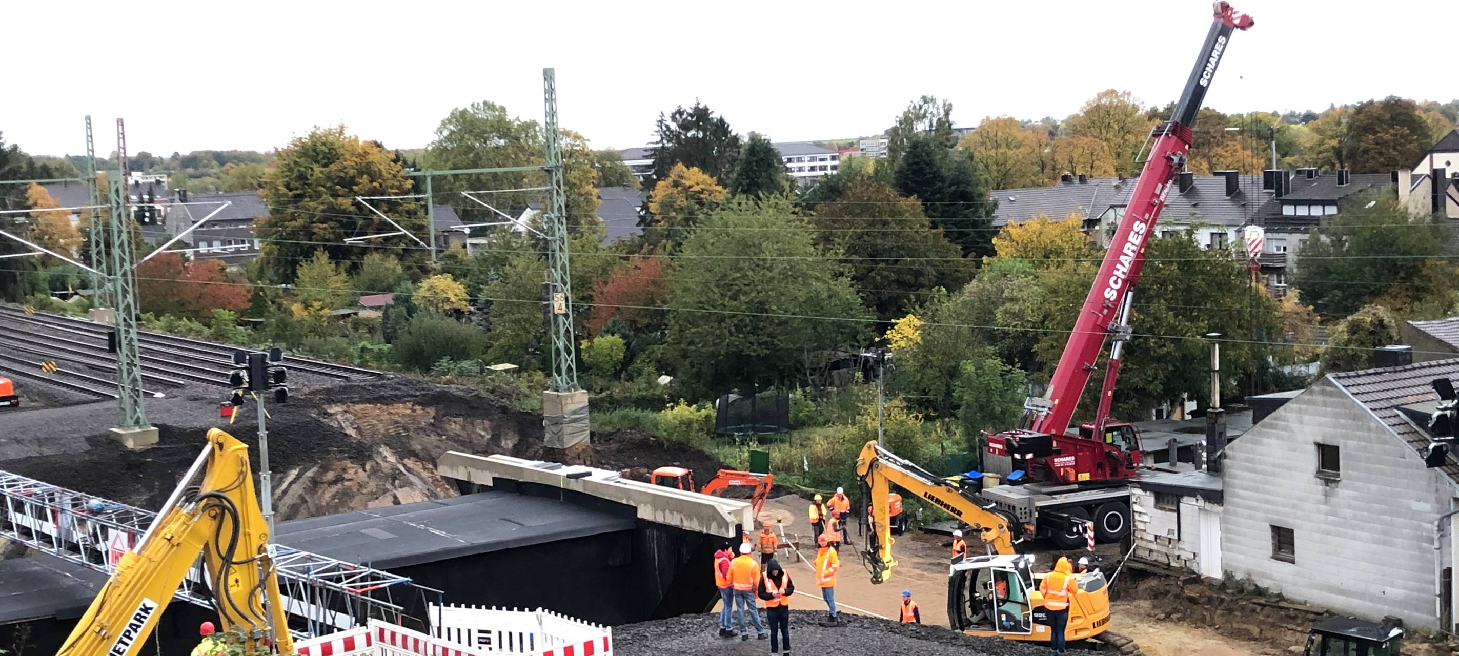 Schwebender Brückenbau in Eschweiler