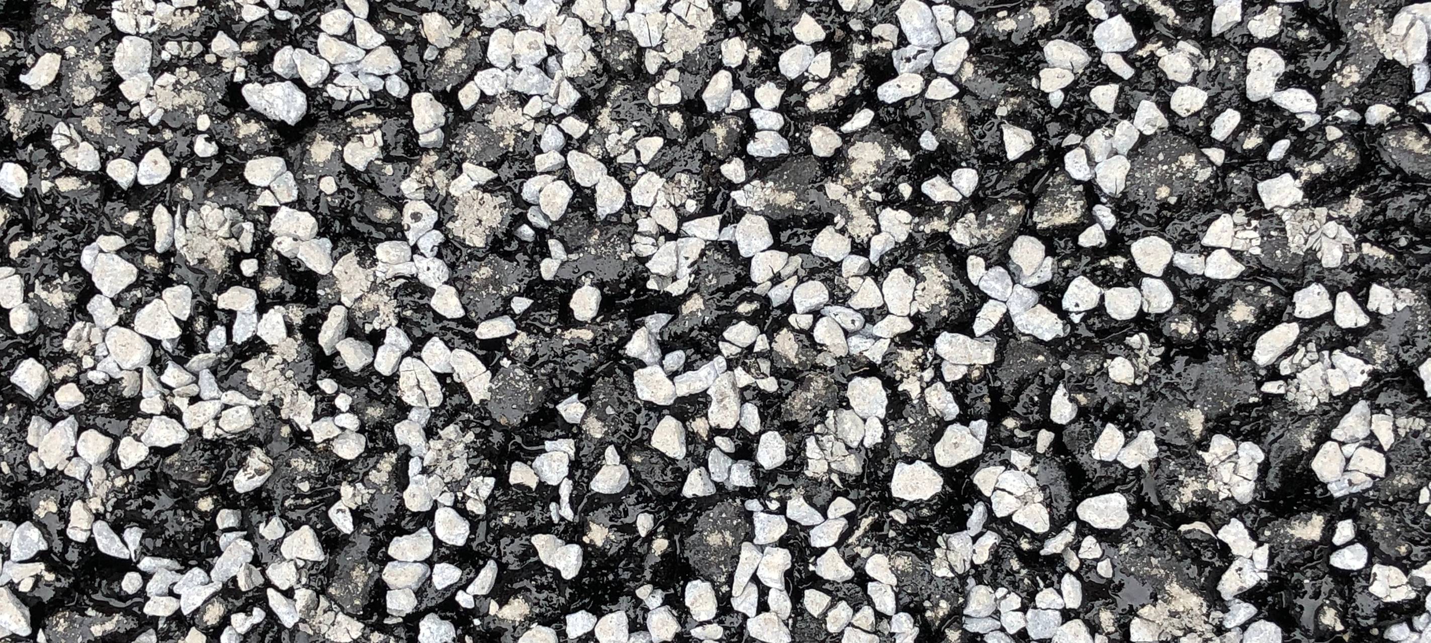 Aachen: Adalbertsteinweg bekommt "Wunder-Asphalt"