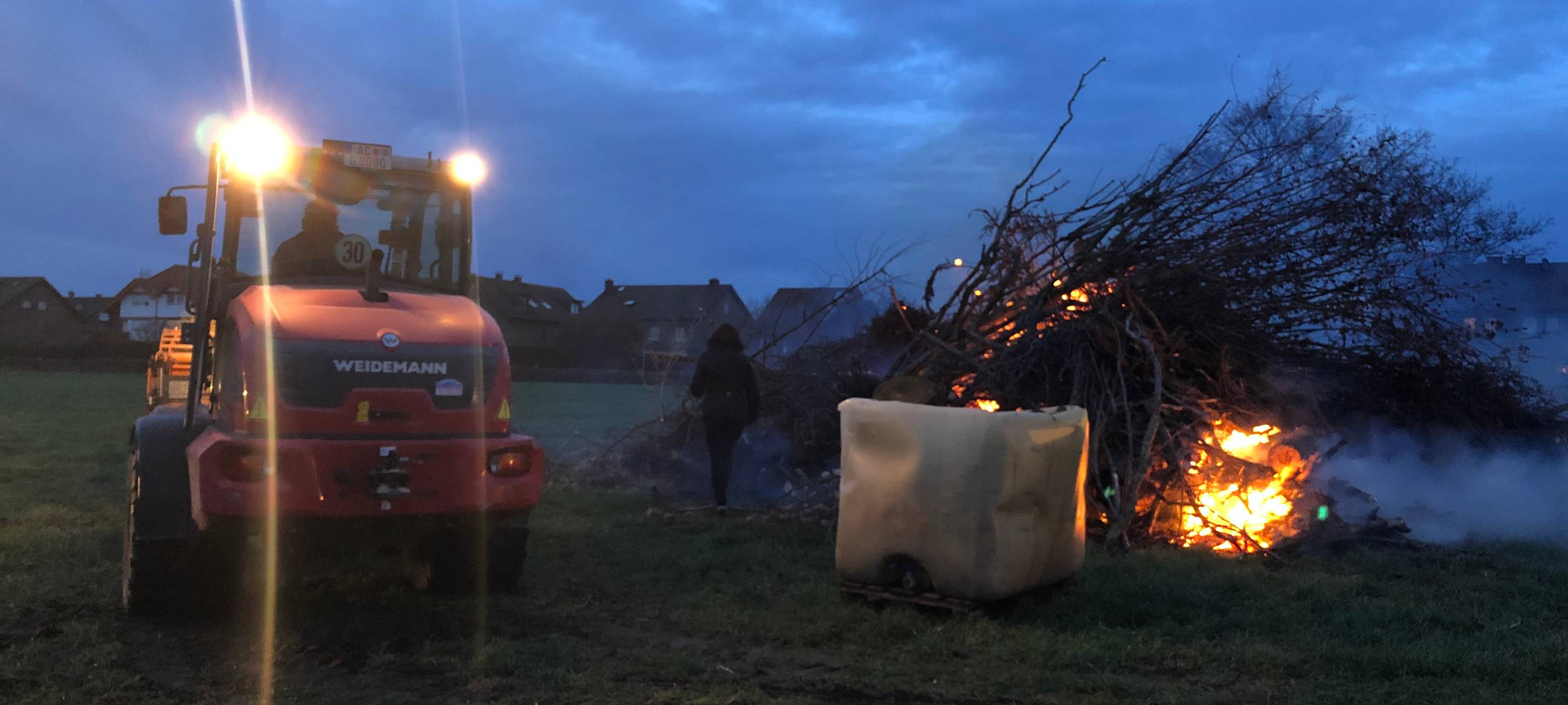 Mahnfeuer der Bauern