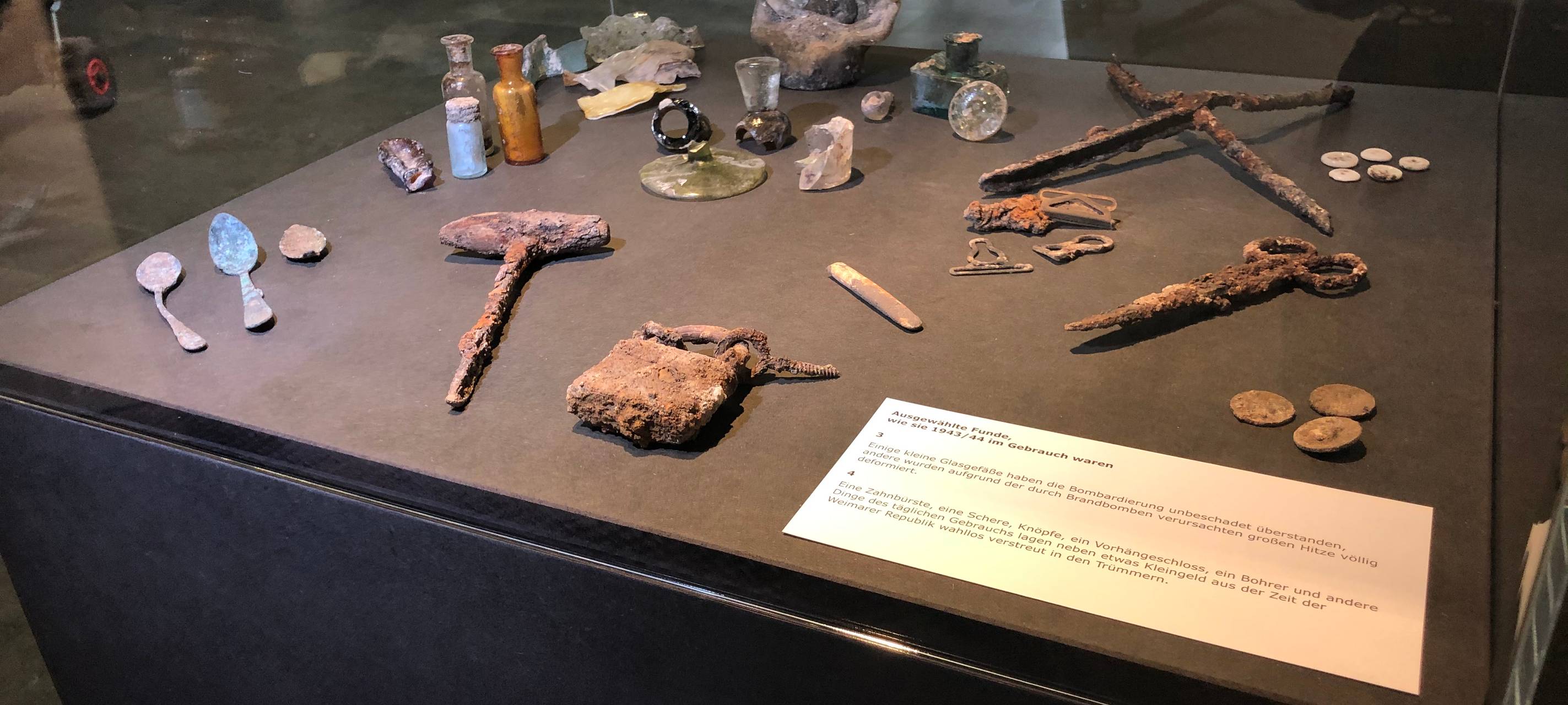 Sondierungsgrabungen am Büchel abgeschlossen