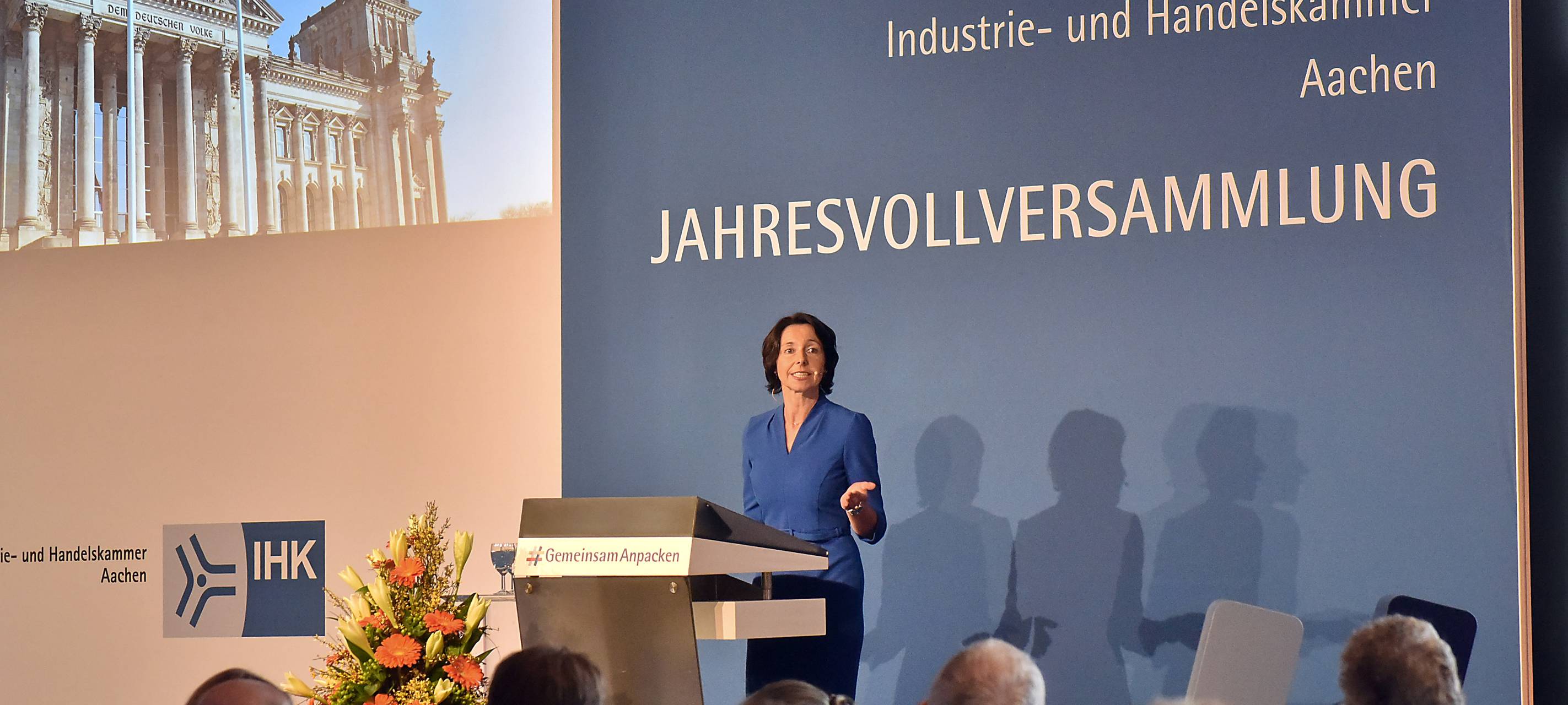 IHK Aachen: Mut zu Tatkraft und Engagement sind gefragt!