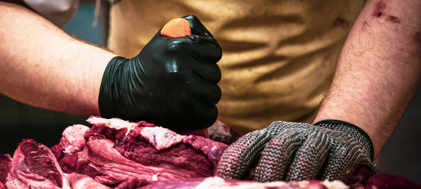 NGG: Mehr Kontrollen beim Fleisch!