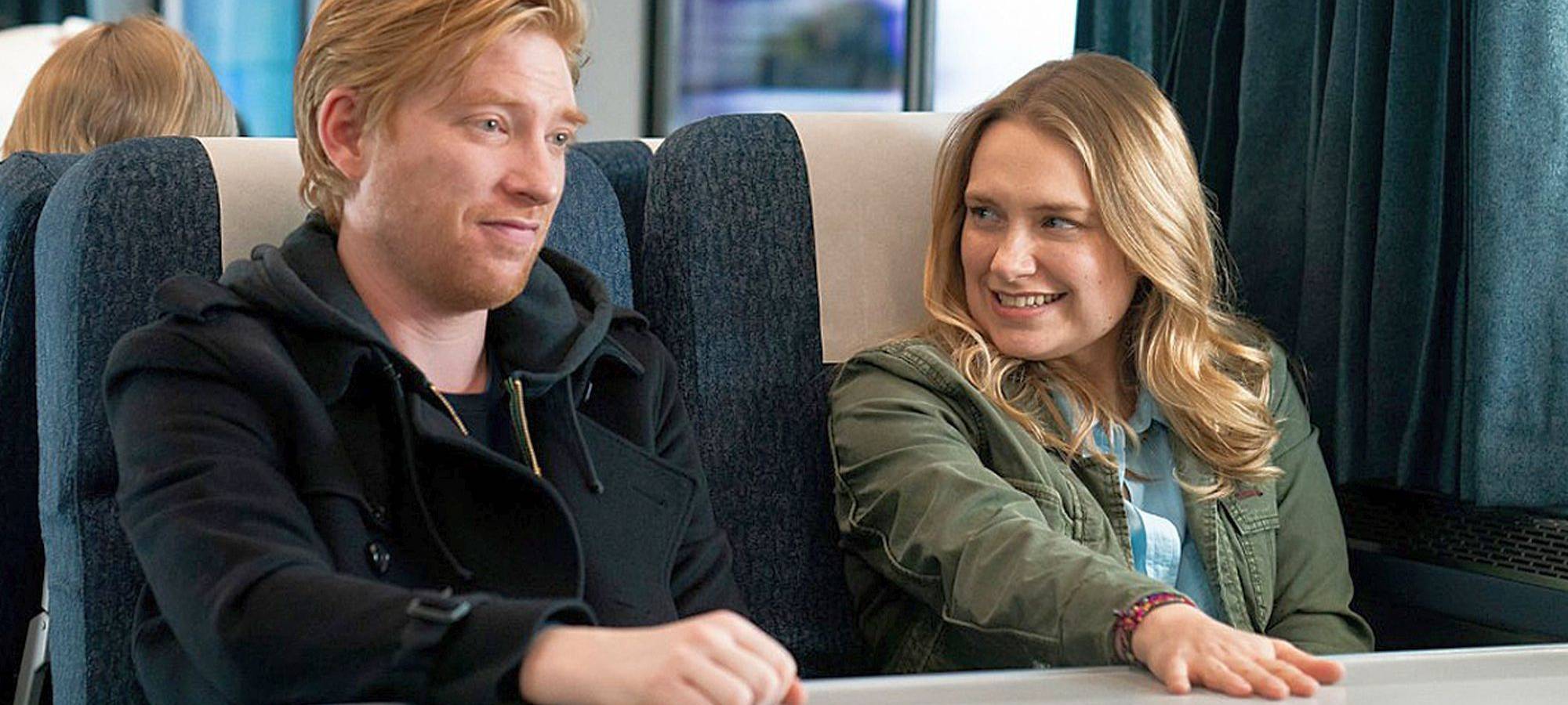 Ruby und Billy im Zug.