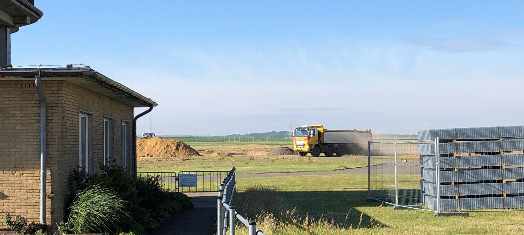 Neue Start- und Landebahn Merzbrück wird feierlich eröffnet