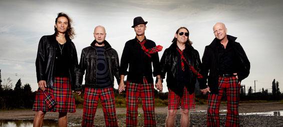 Howie und Brings in Walheim