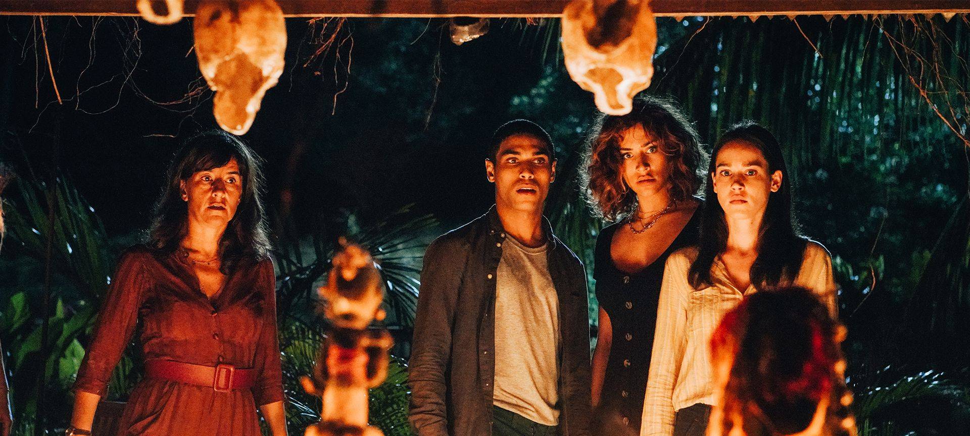 Die Bewohner finden Vodoo-Puppen.