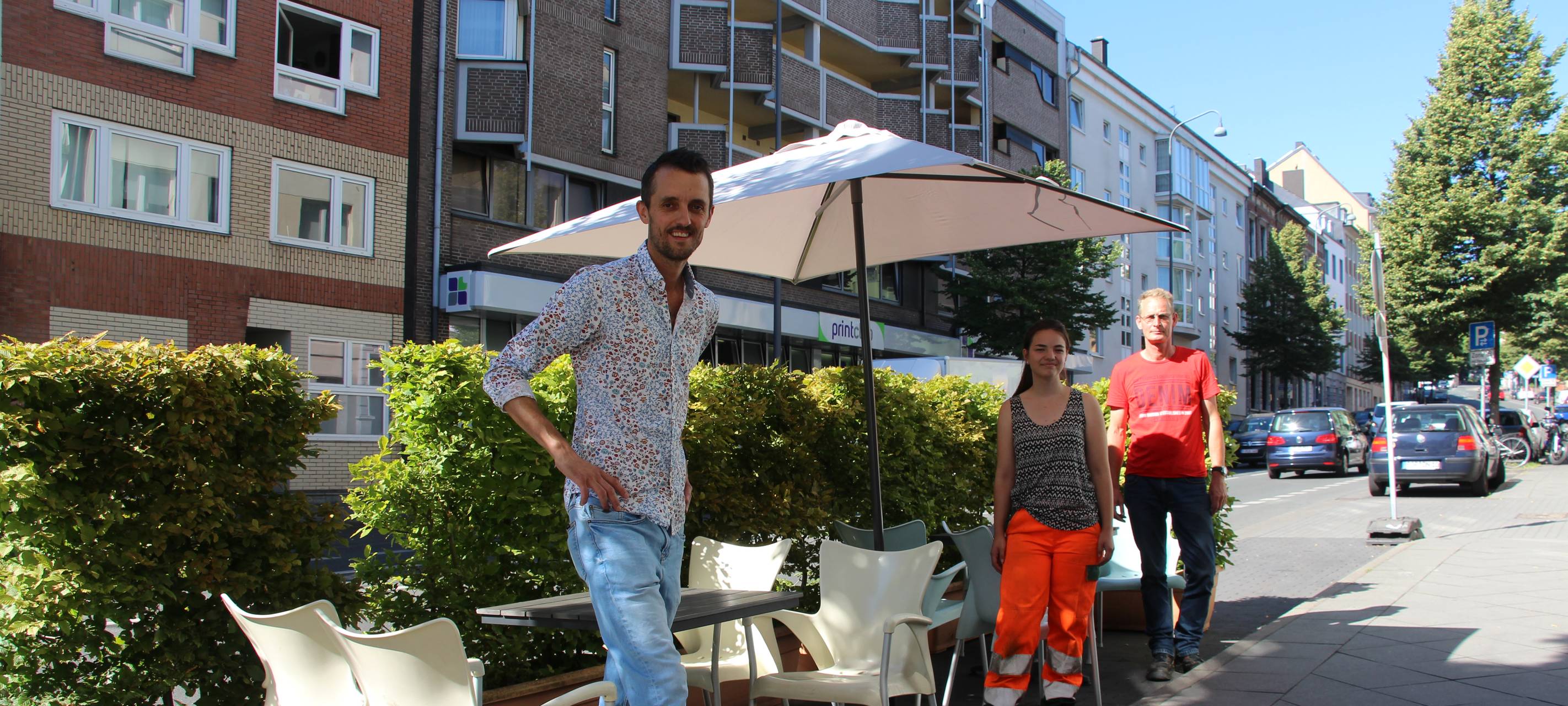 Außengastro auf Parkplatz