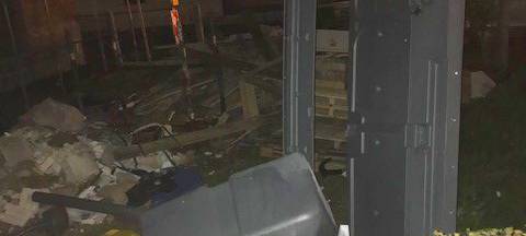 WC fliegt in die Luft