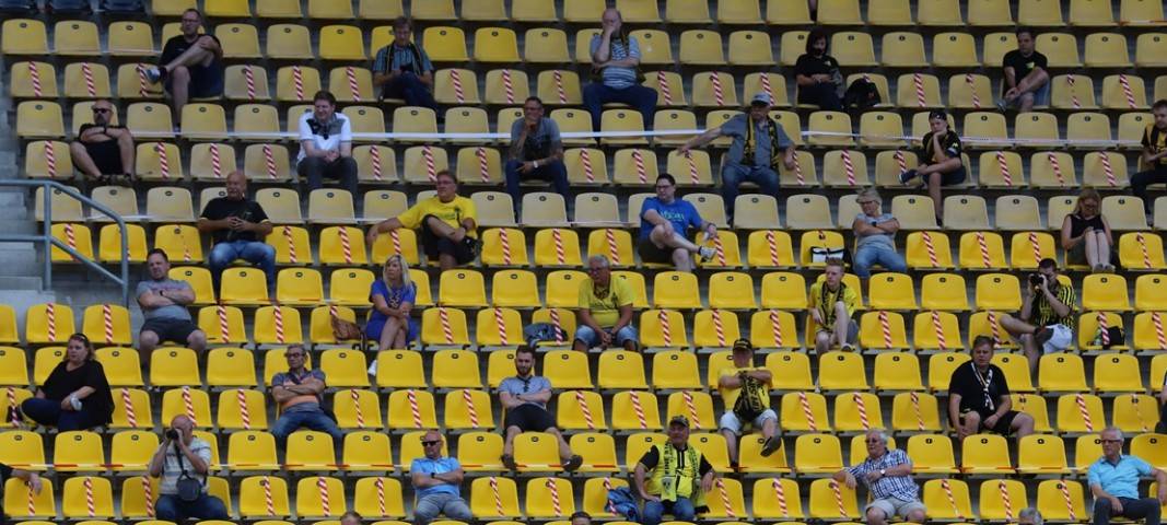 Alemannia gewinnt vor 2700 Fans