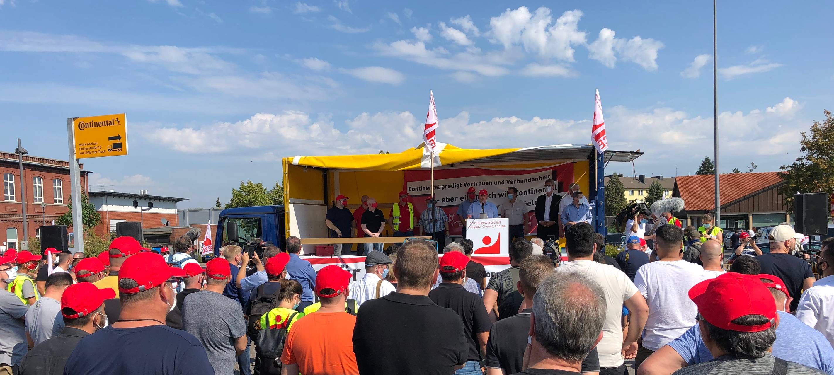 Conti: Mahnwache und Demo