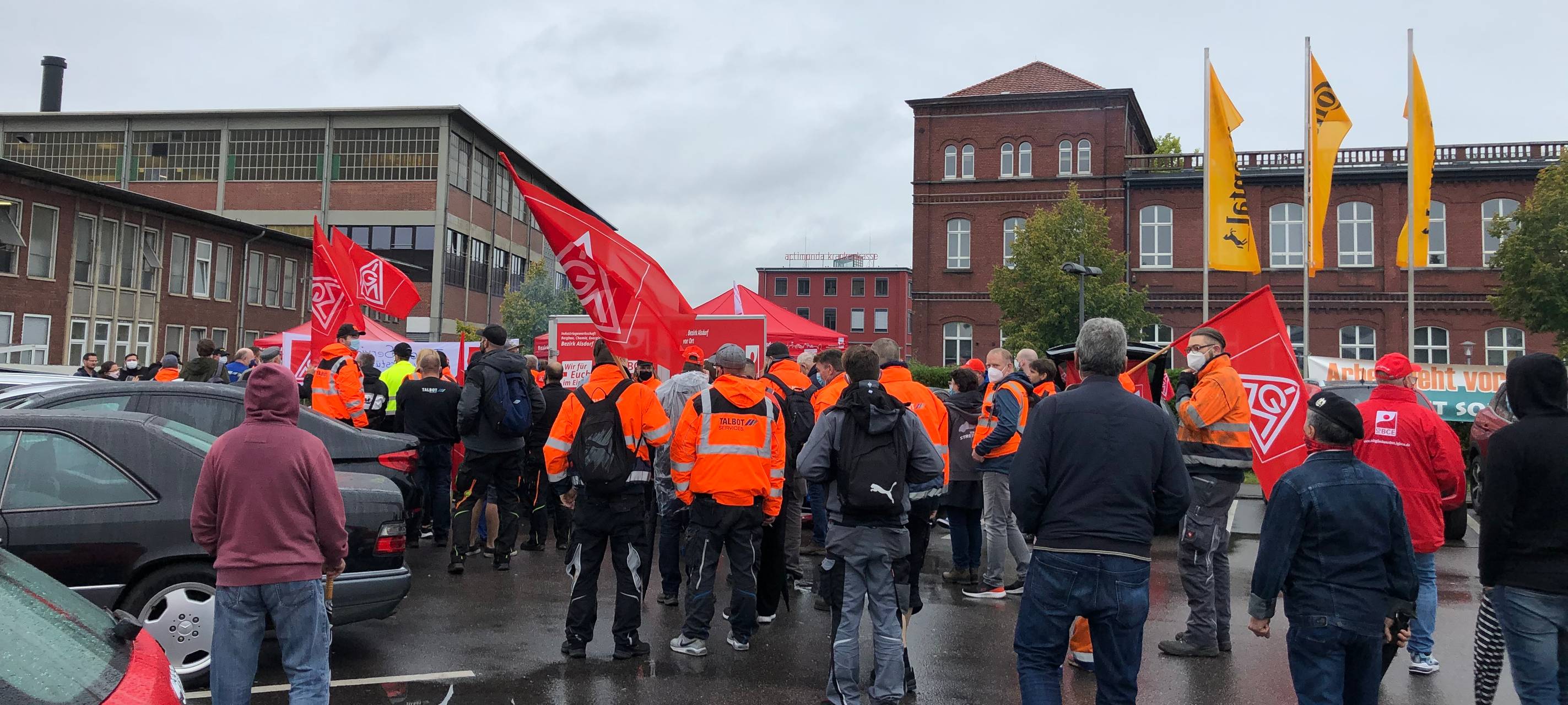 Talbot: Soli-Marsch zu Conti
