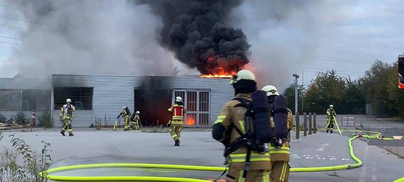 Waschstraße in Brand