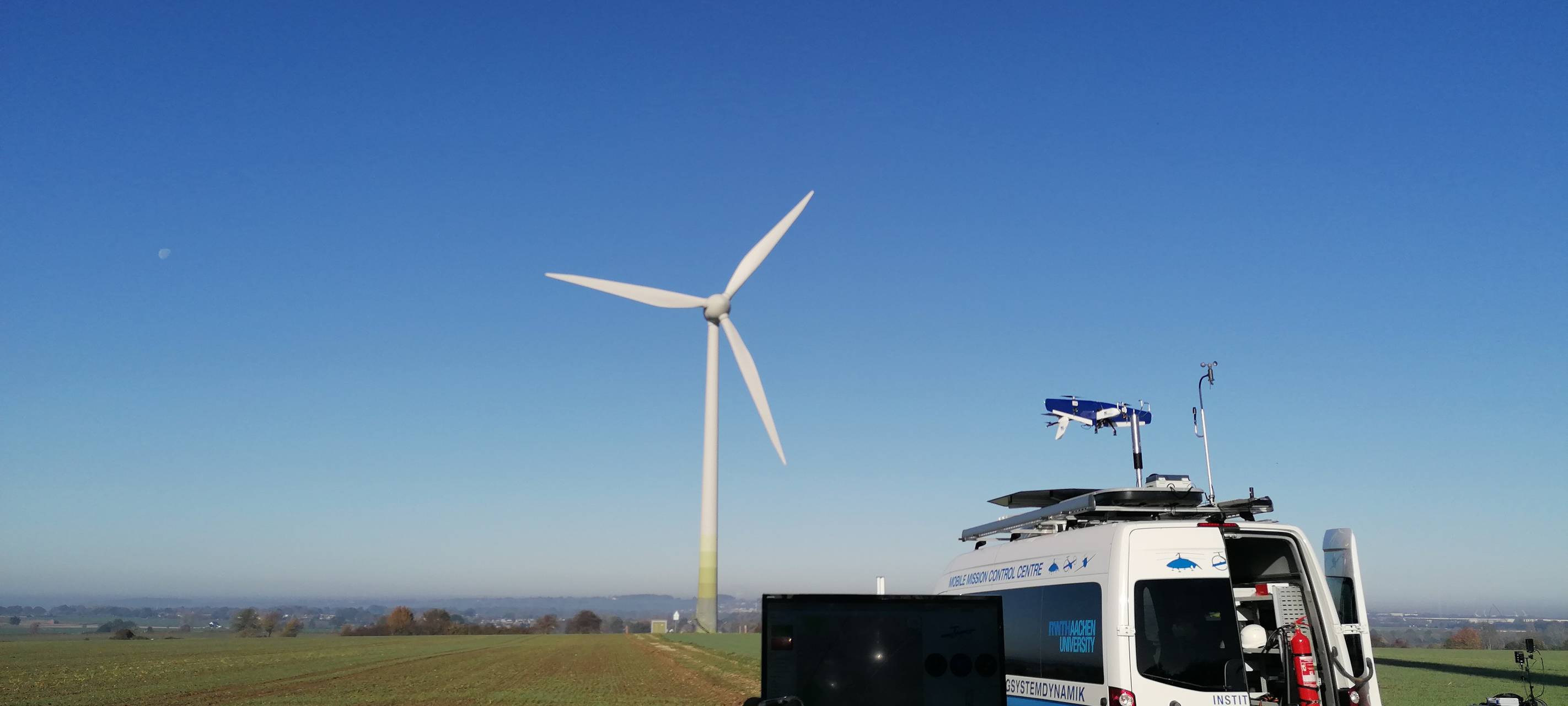 Premierflug mit vollautomatischem Rettungsflugsystem