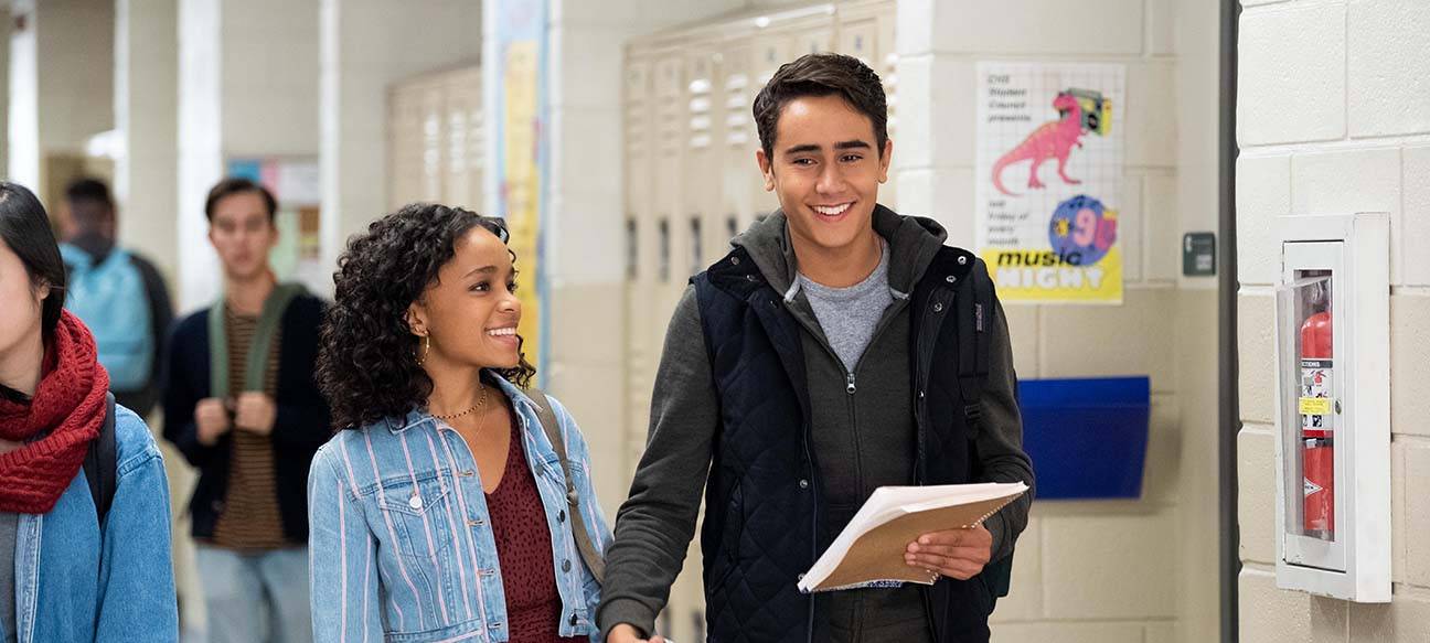 Victor und seine neue Freundin.