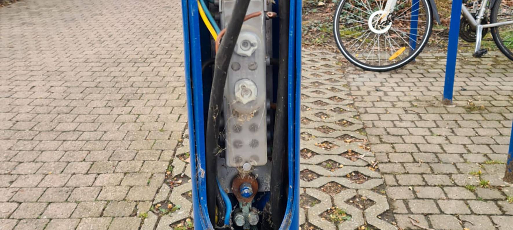 Vandalismus an Straßenlaternen