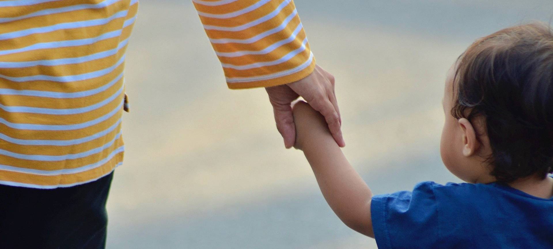 Pflegepersonen für Kinder gesucht