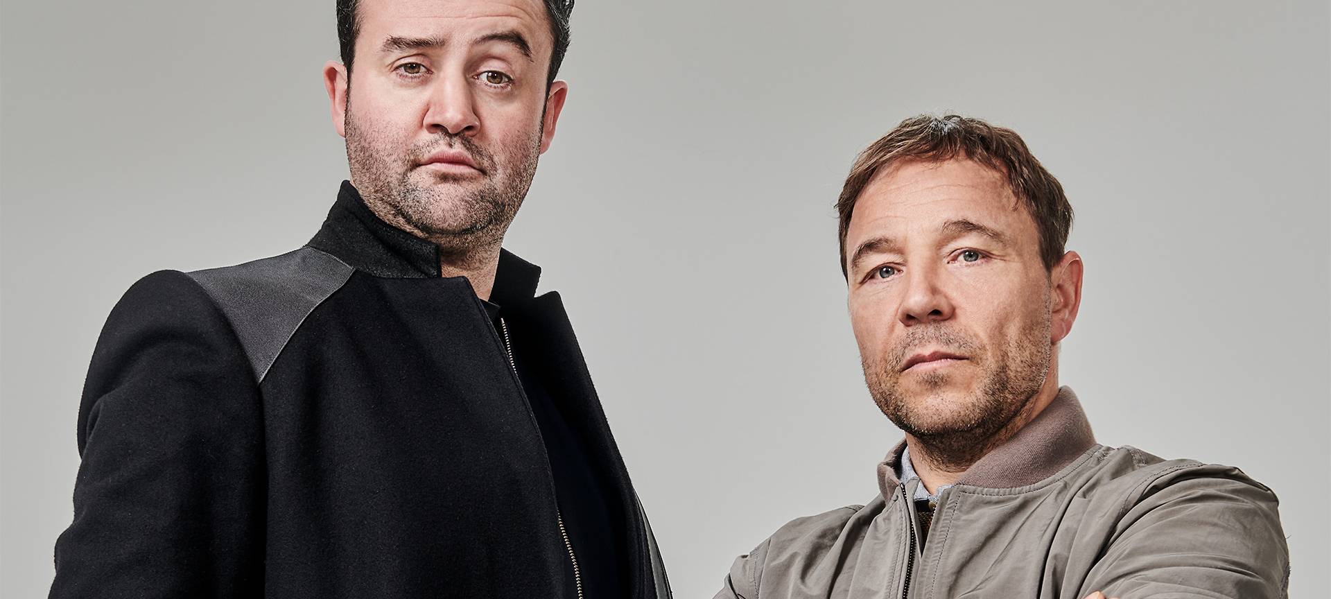 Die beiden Ermittler Major und Carver.