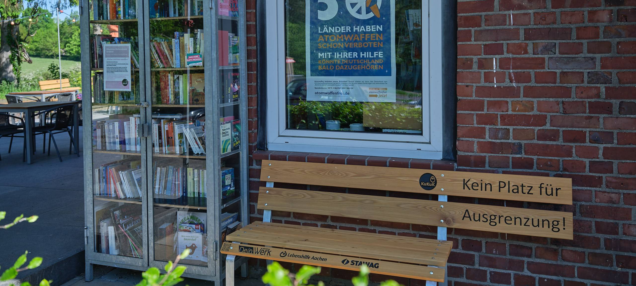 KuKuK: Sitzbänke mit Botschaft