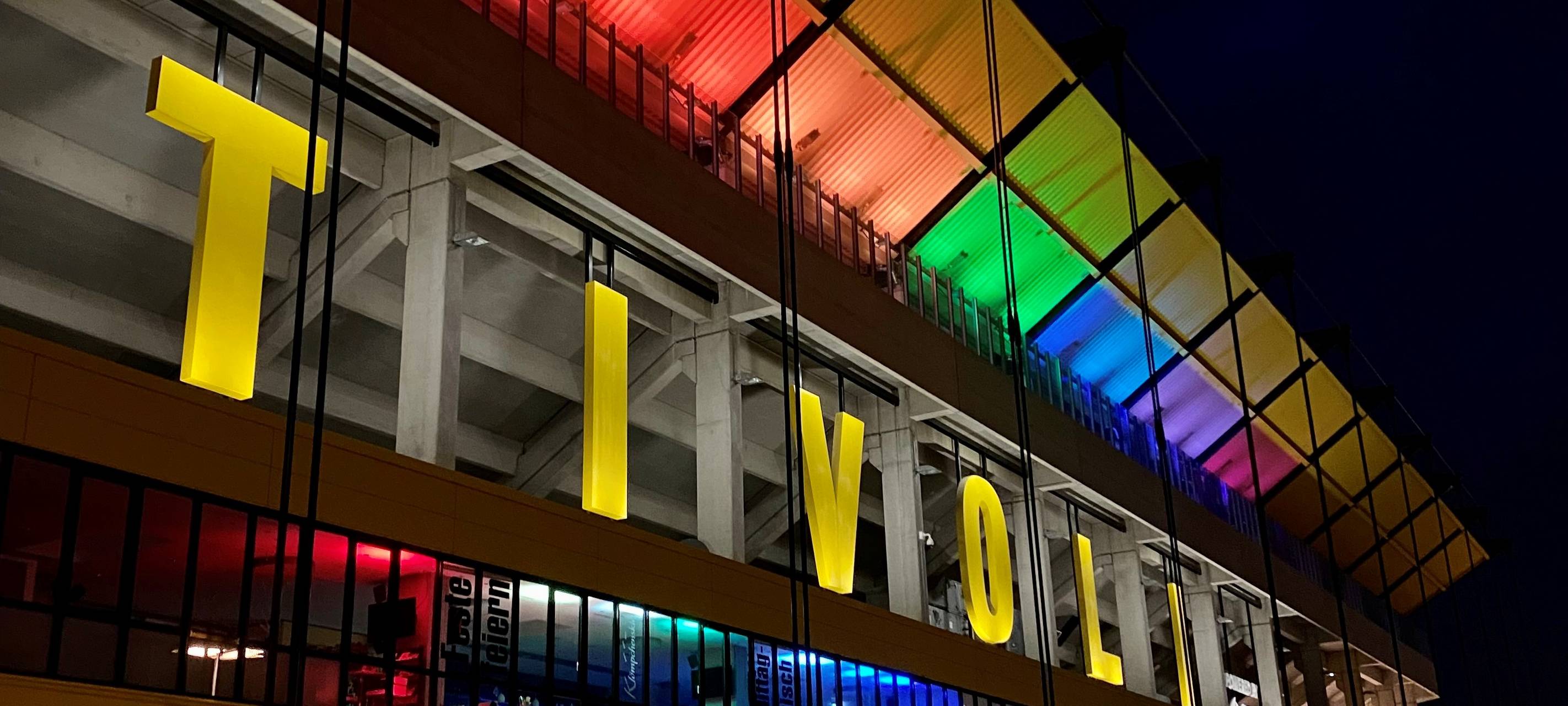 Tivoli leuchtet bunt
