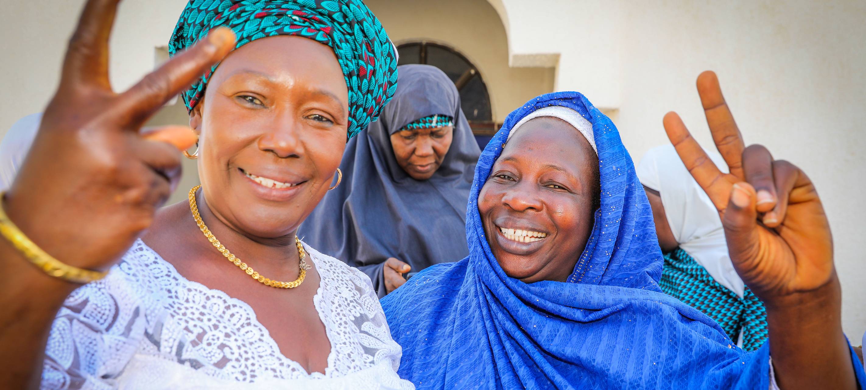 Friedenspreis: Hanau-Aktivisten und Frauen in Nigeria