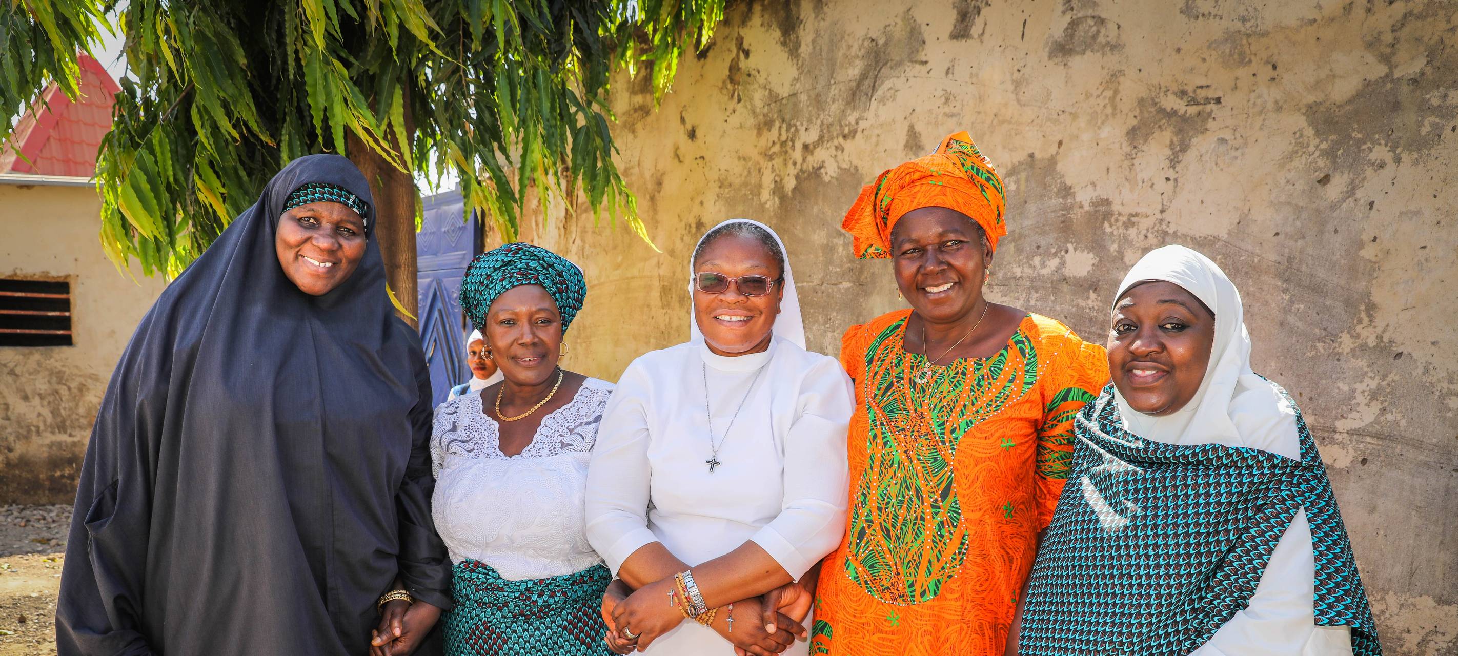 Friedenspreis: Hanau-Aktivisten und Frauen in Nigeria