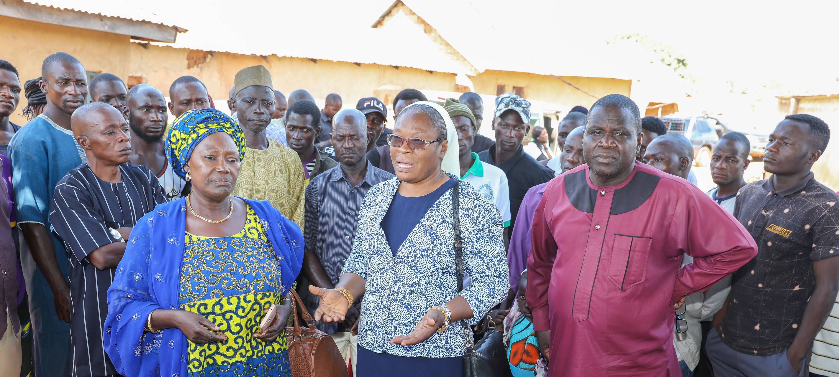 Friedenspreis: Hanau-Aktivisten und Frauen in Nigeria