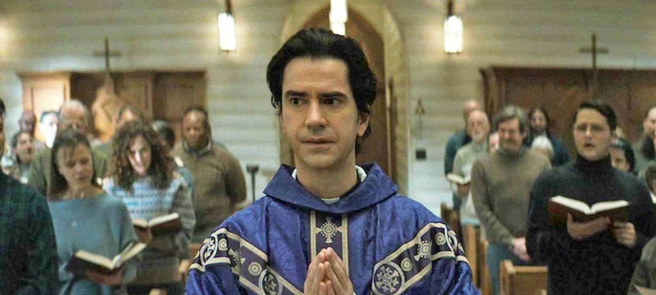 Pater Paul in der Kirche.