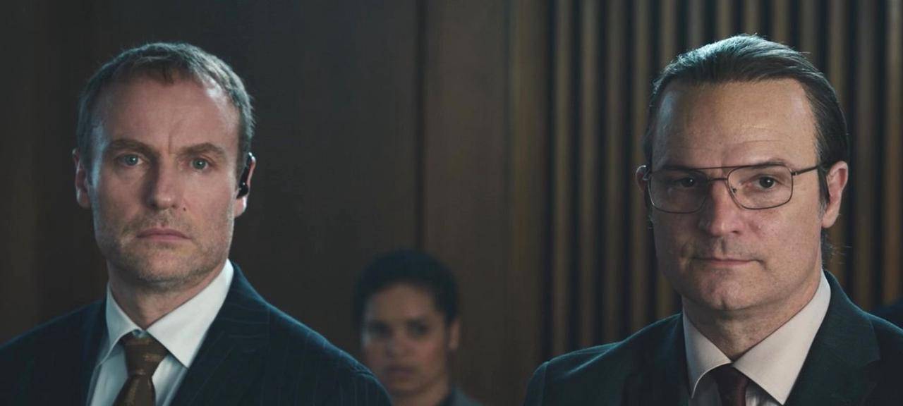 Juri und Carsten vor Gericht.