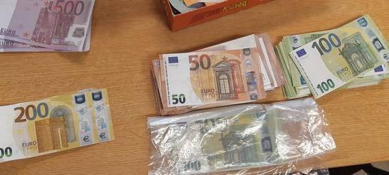 Bundespolizei beschlagnahmt 30.000 Euro Falschgeld