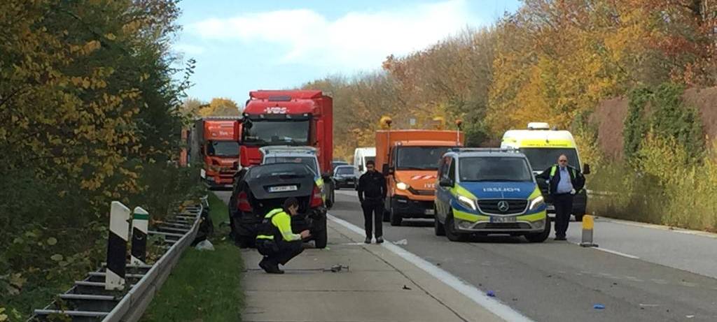 A4: Falschfahrer (96) stirbt nach Unfällen