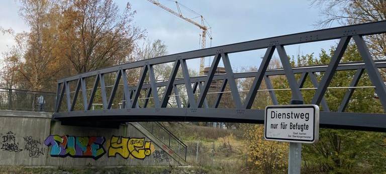 Wurmbrücke nach Geländer-Diebstahl gesperrt