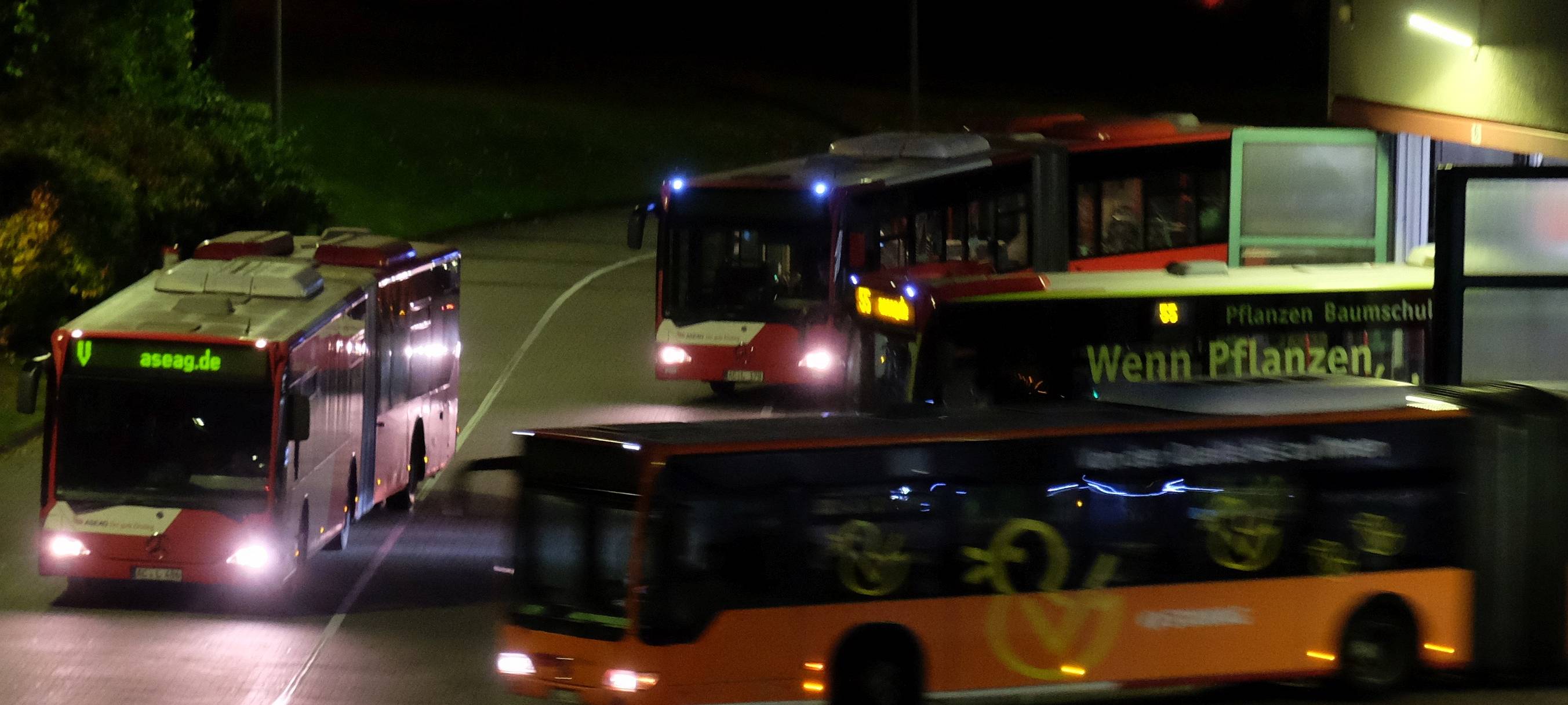 Busse an Silvester und Neujahr