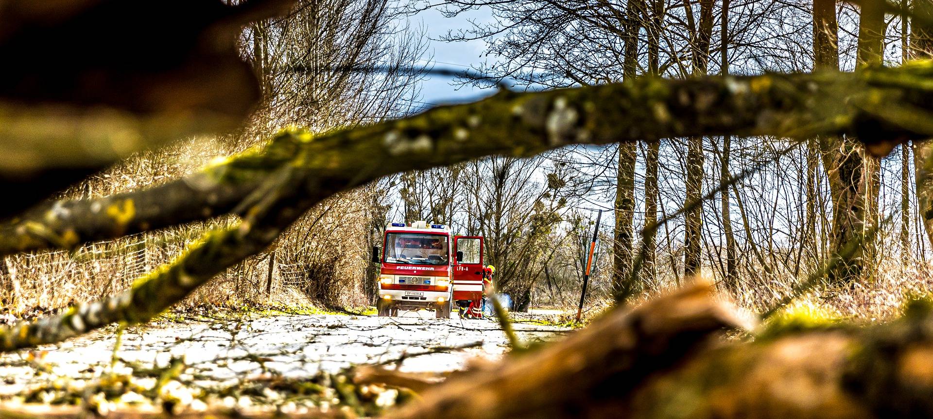 Feuerwehren im Sturm-Einsatz