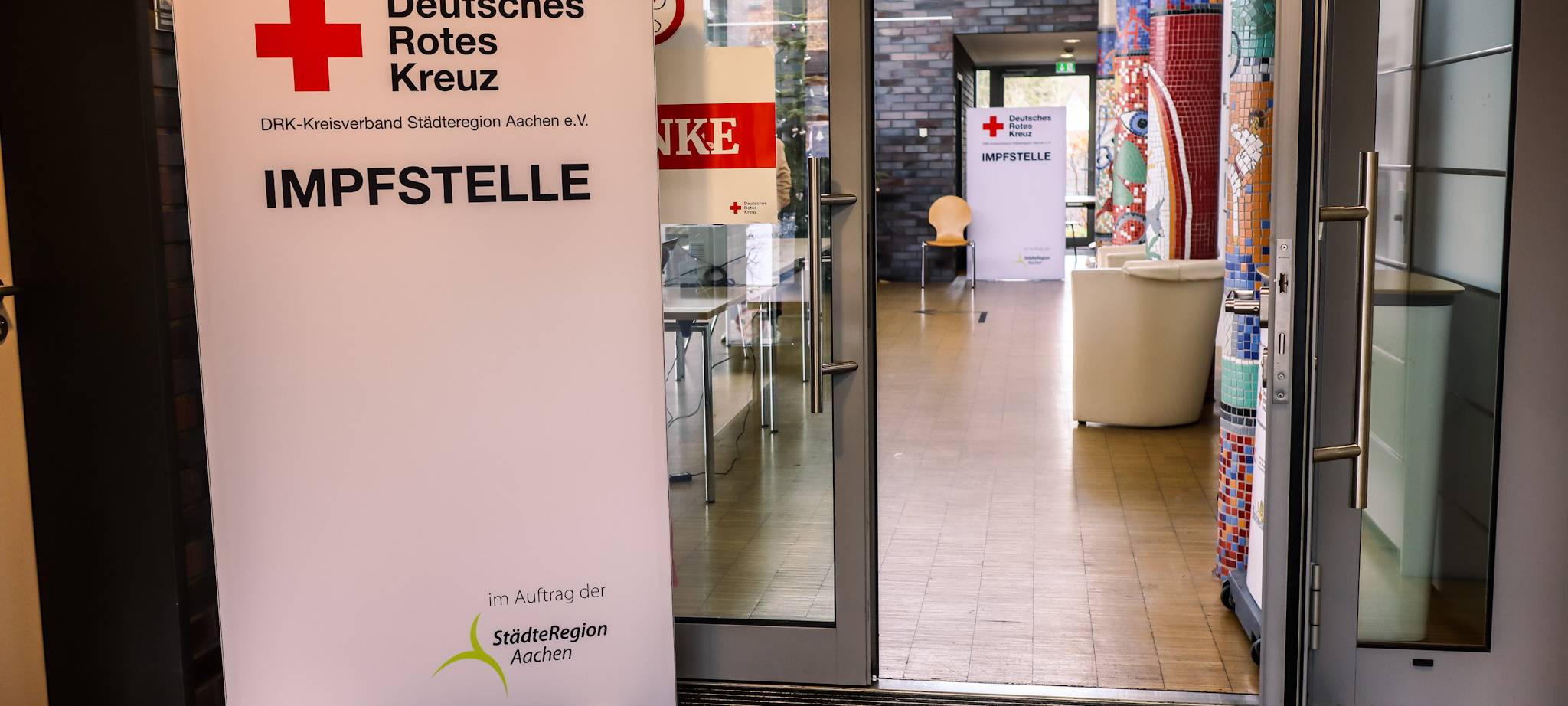 DRK schließt Test- und Impfzentren