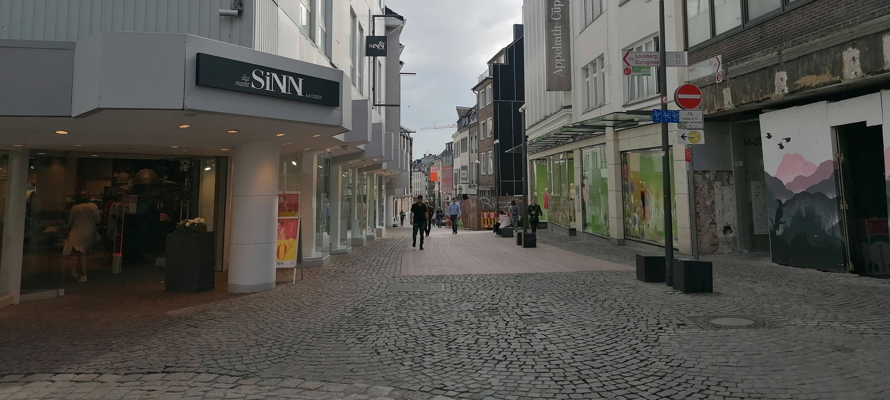 Einzelhändler hoffen auf gutes Vorweihnachtsgeschäft