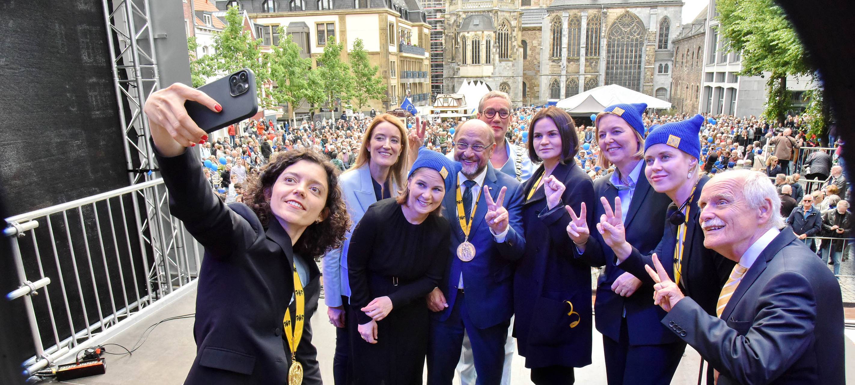 Karlspreis an die "mutigsten Frauen Europas"