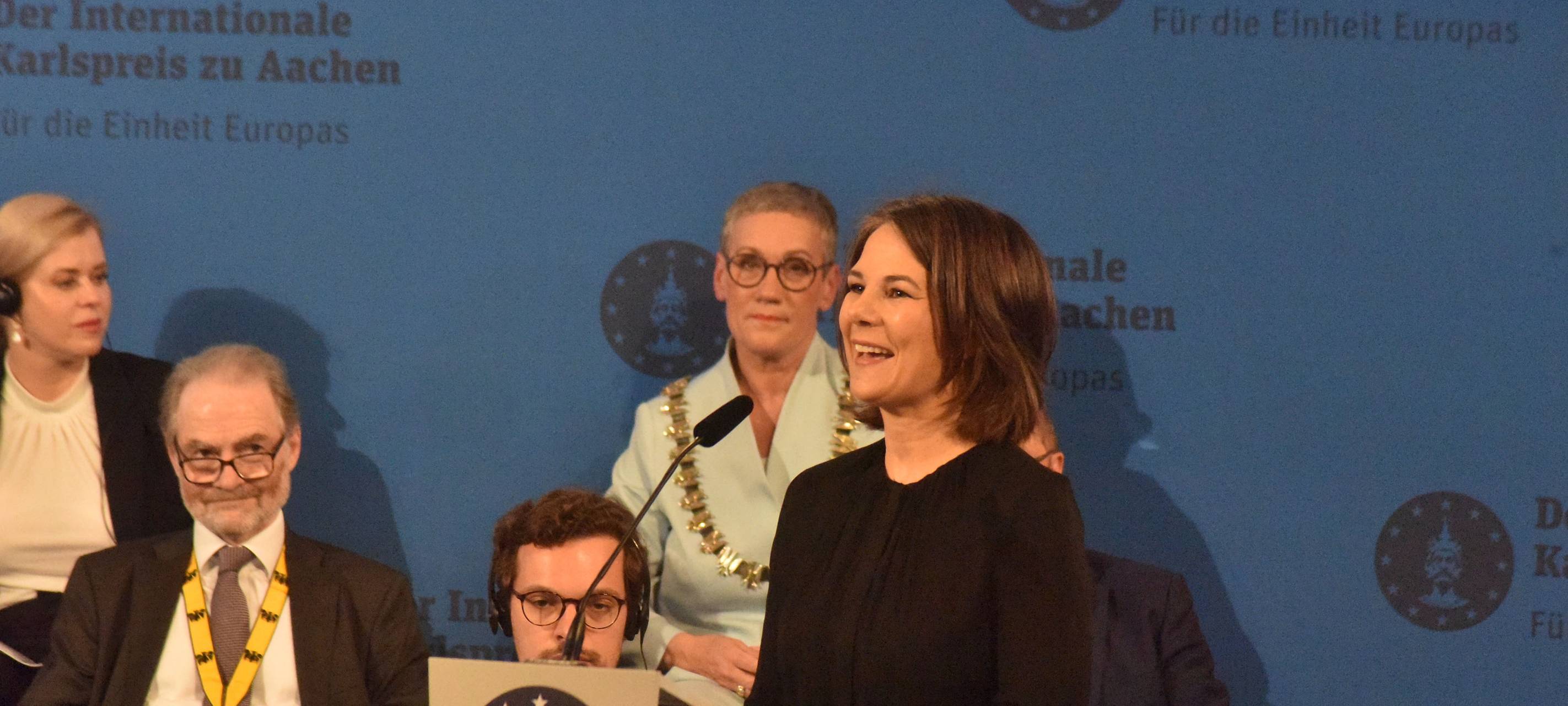 Karlspreis an die "mutigsten Frauen Europas"