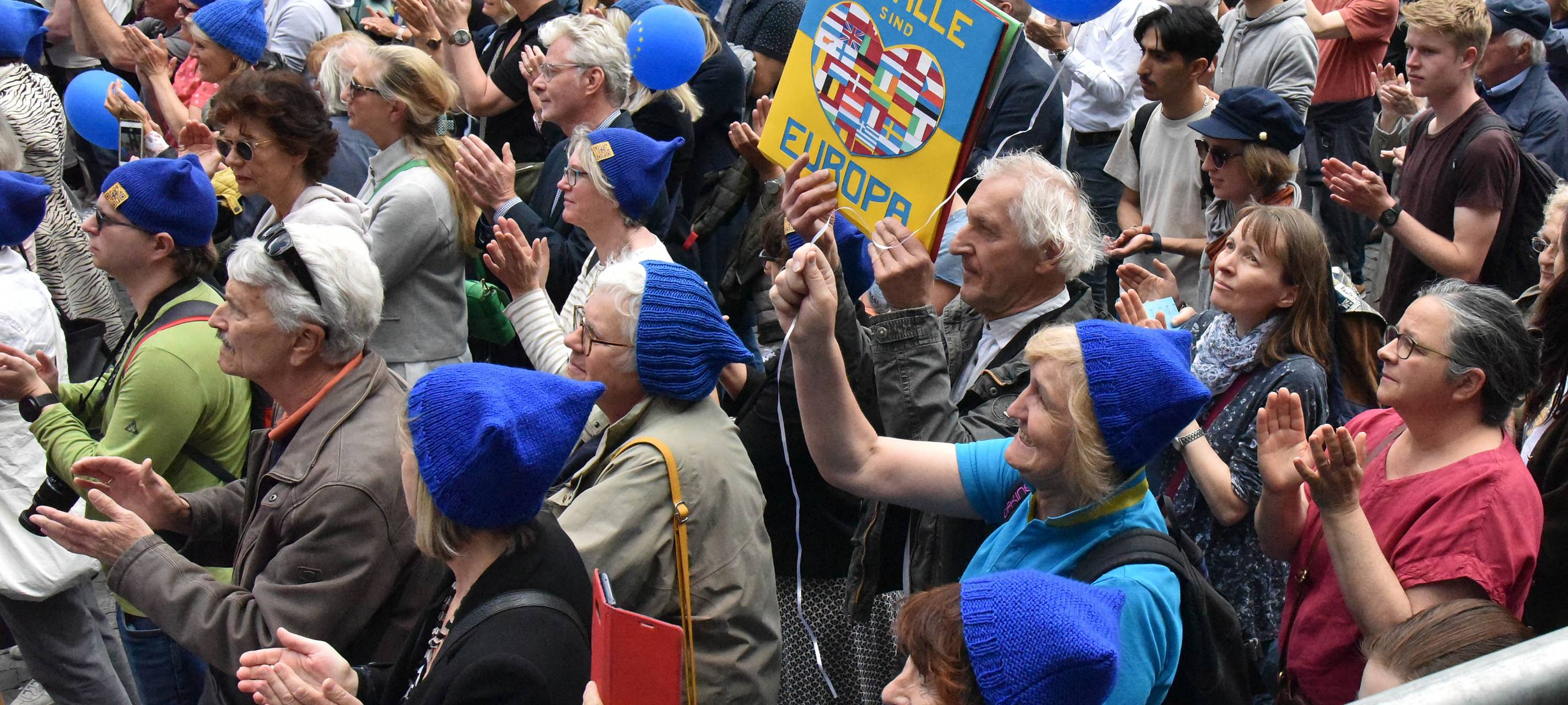 Karlspreis an die "mutigsten Frauen Europas"