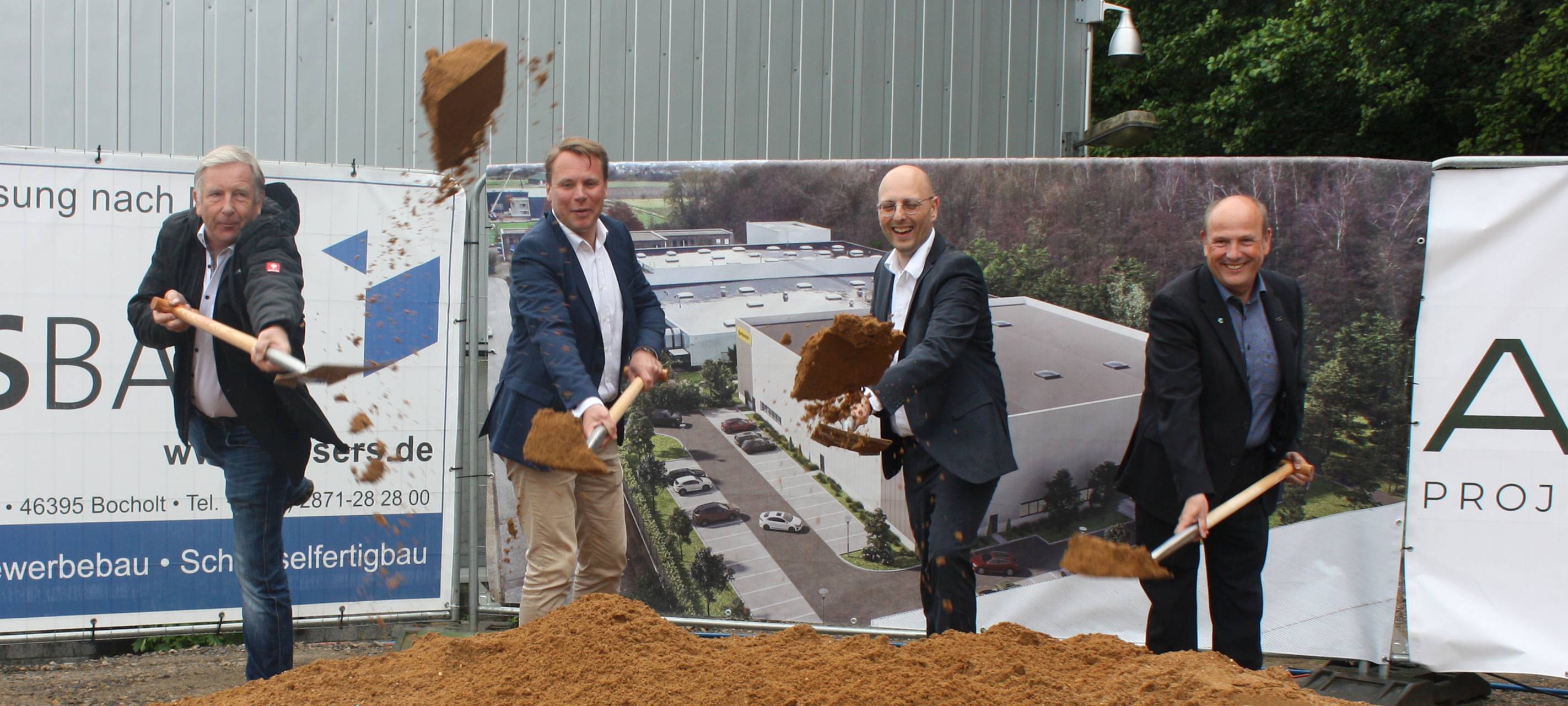 1. Spatenstich für neue Continental-Produktionsstätte
