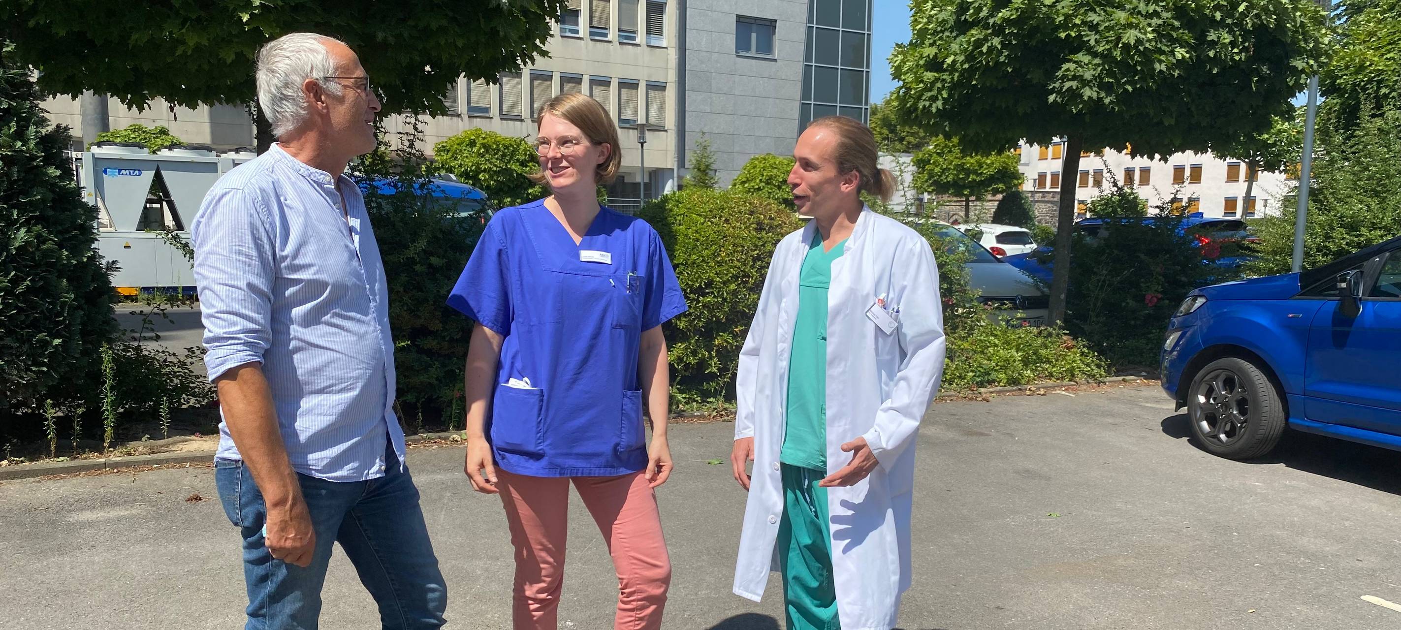 SAH-Ärzte für Interplast in Uganda