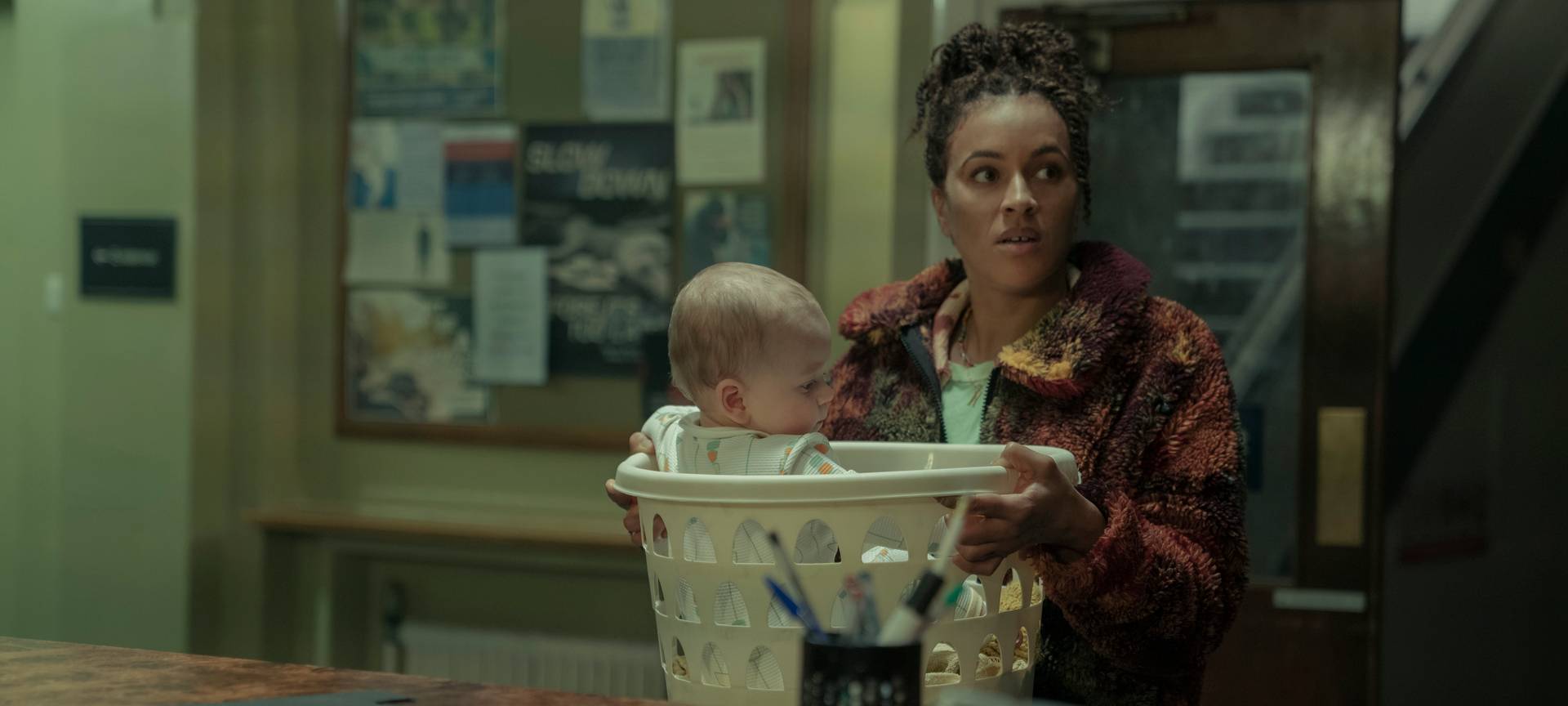 Natasha will das Baby abgeben.