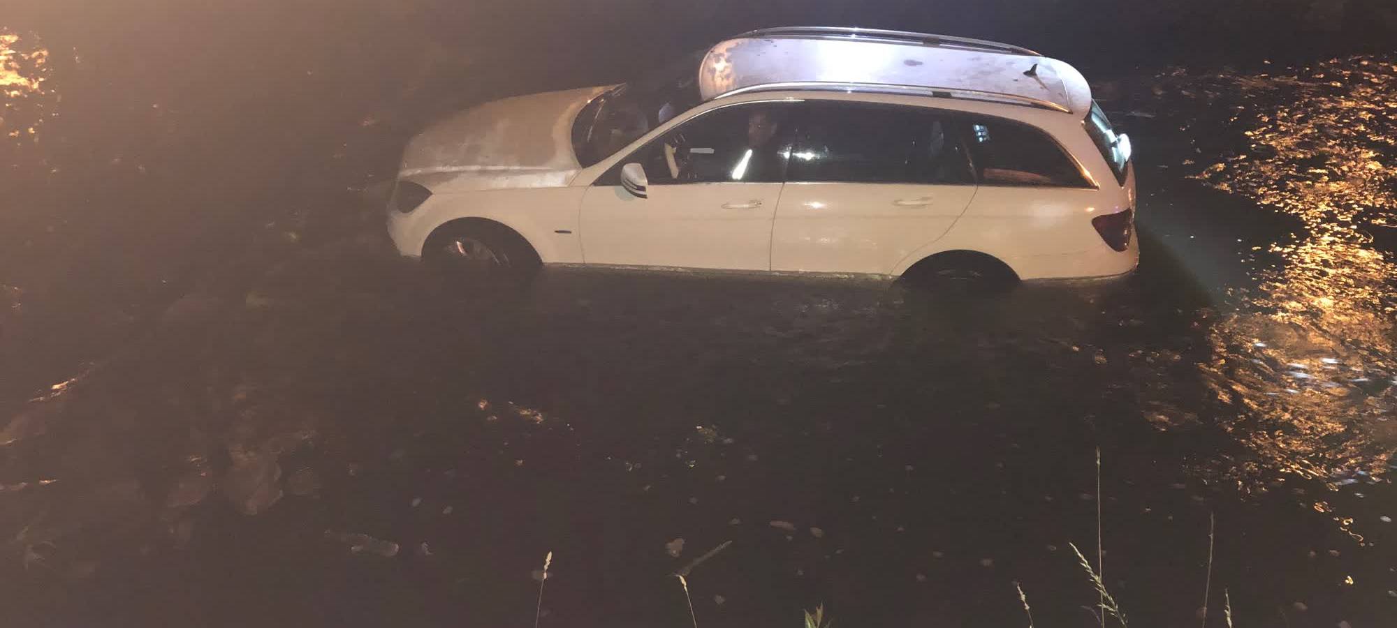 Mit dem Auto in die Inde